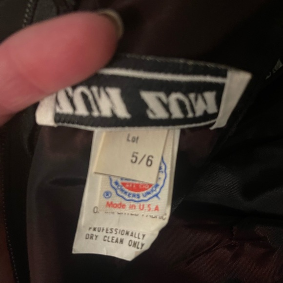 VINTAGE BLACK FORMAL - Picture 7 of 7